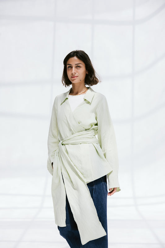 Soft Silhouette blouse in Mint