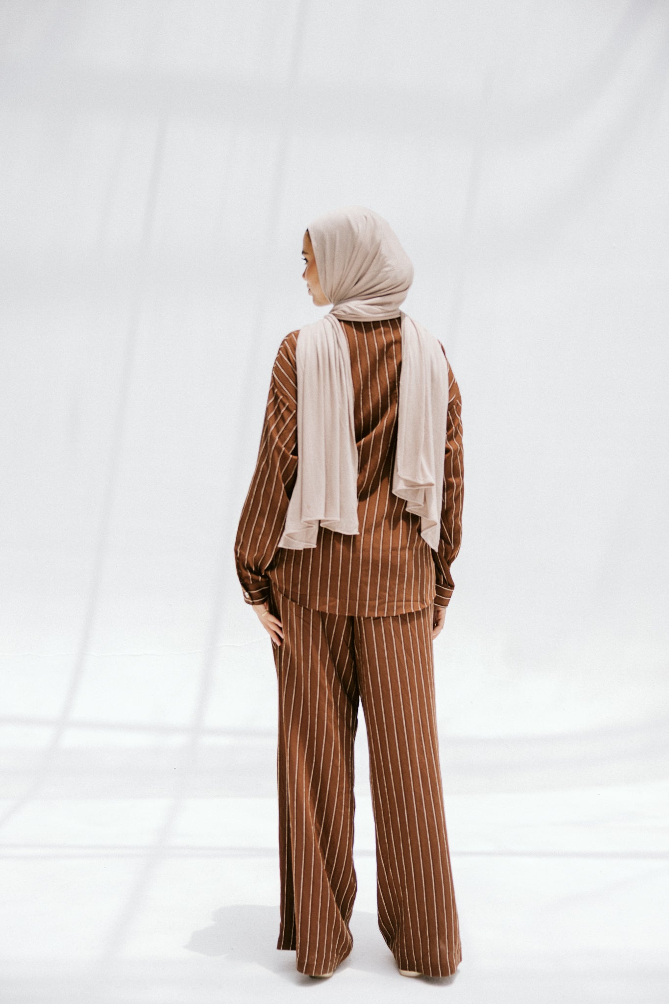 Retreat Set In Russet