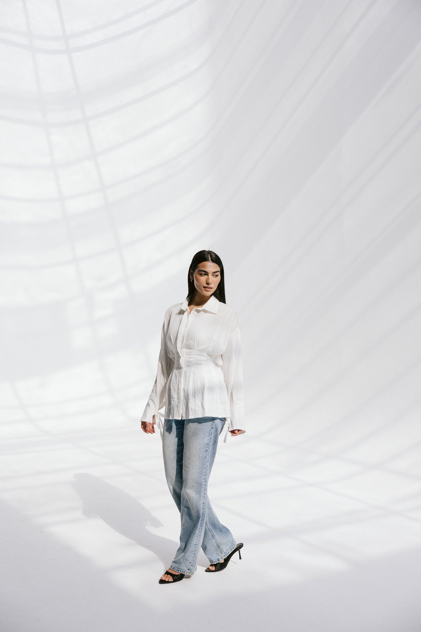 The Hourglass blouse in White
