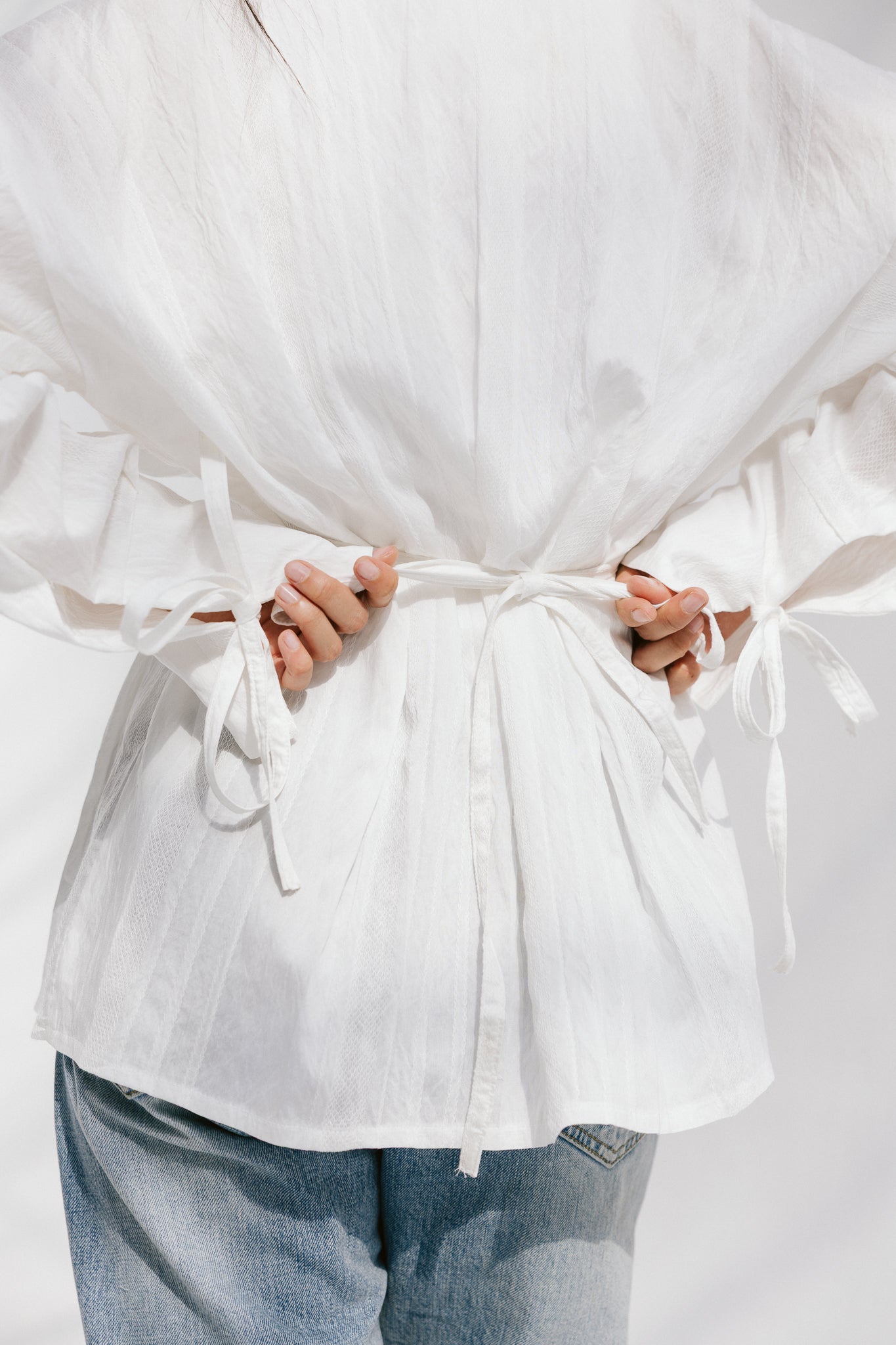 The Hourglass blouse in White