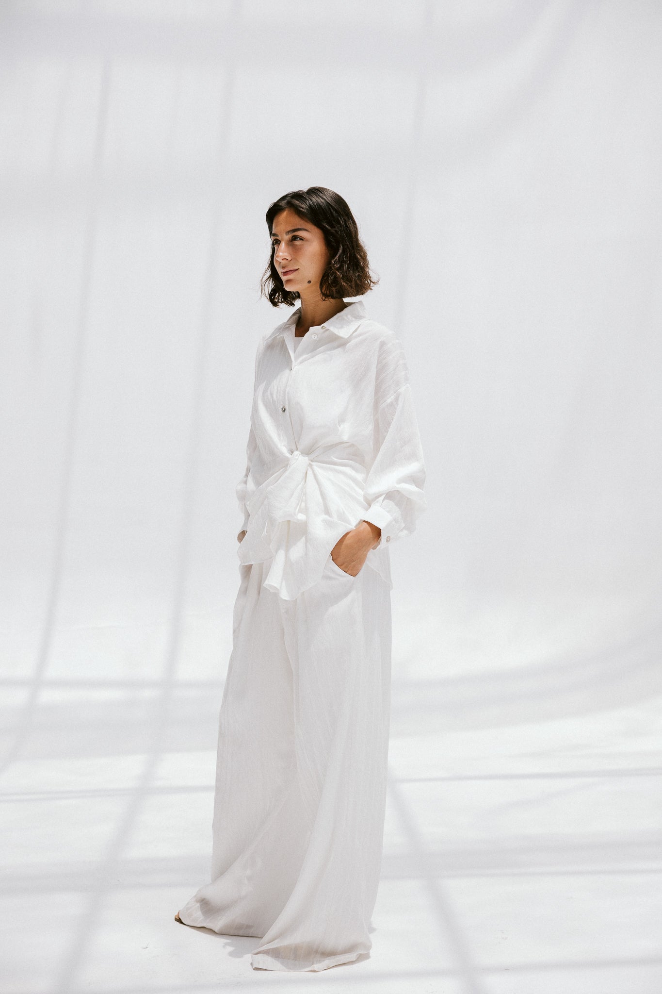 Retreat Set In White