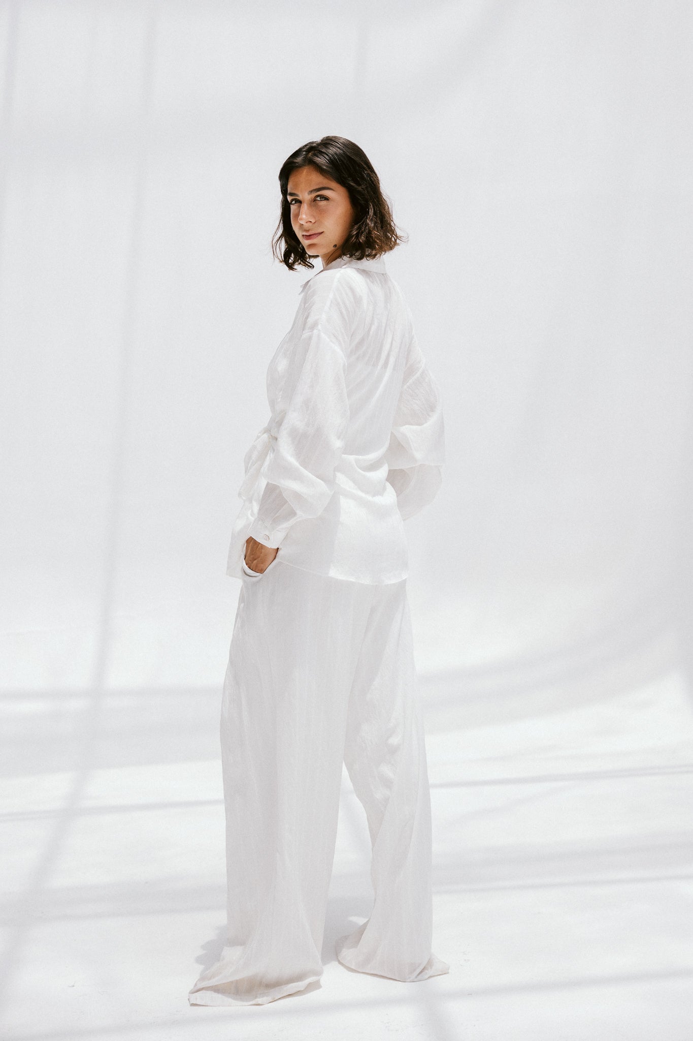 Retreat Set In White