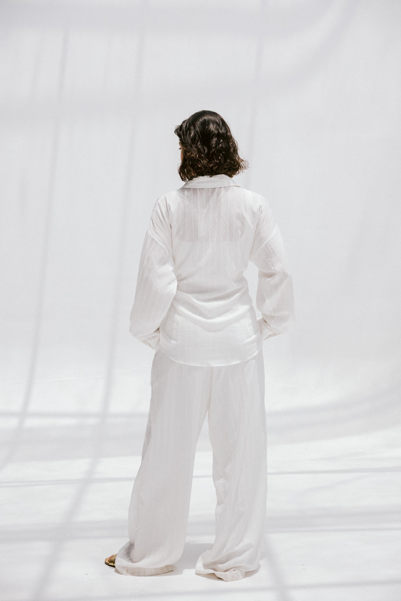 Retreat Set In White