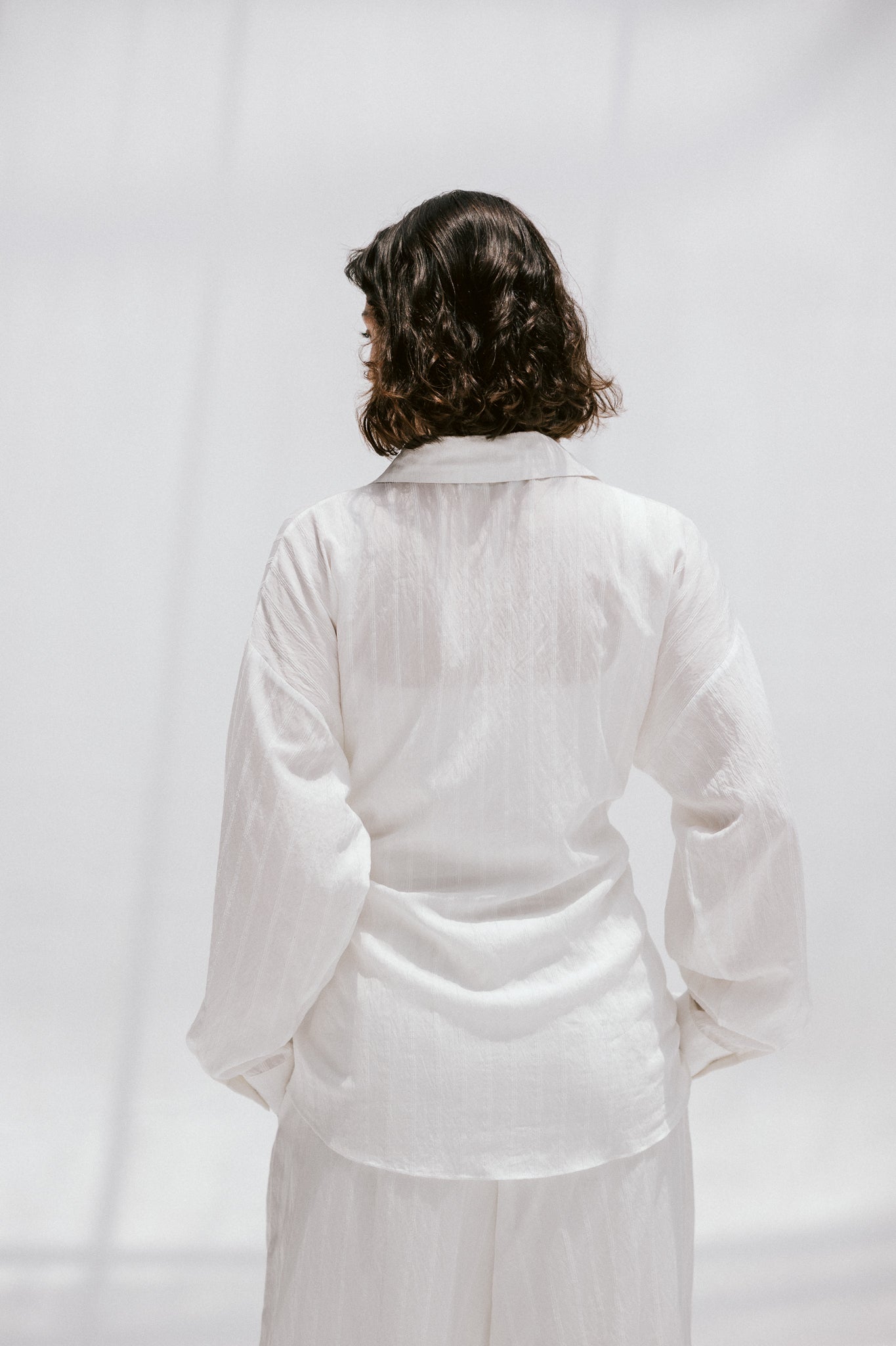 Retreat Set In White