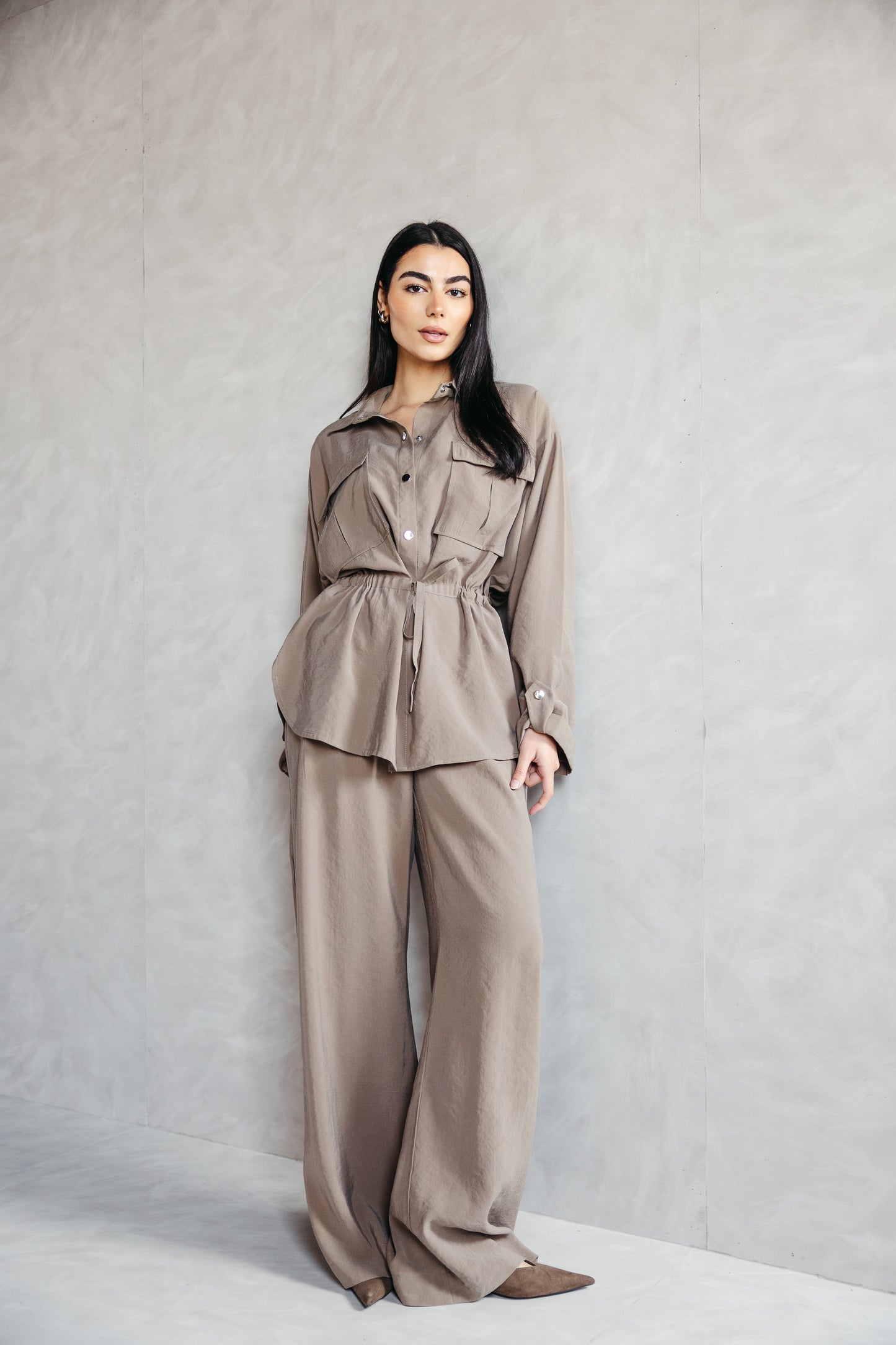 The Signature set in Olive Beige
