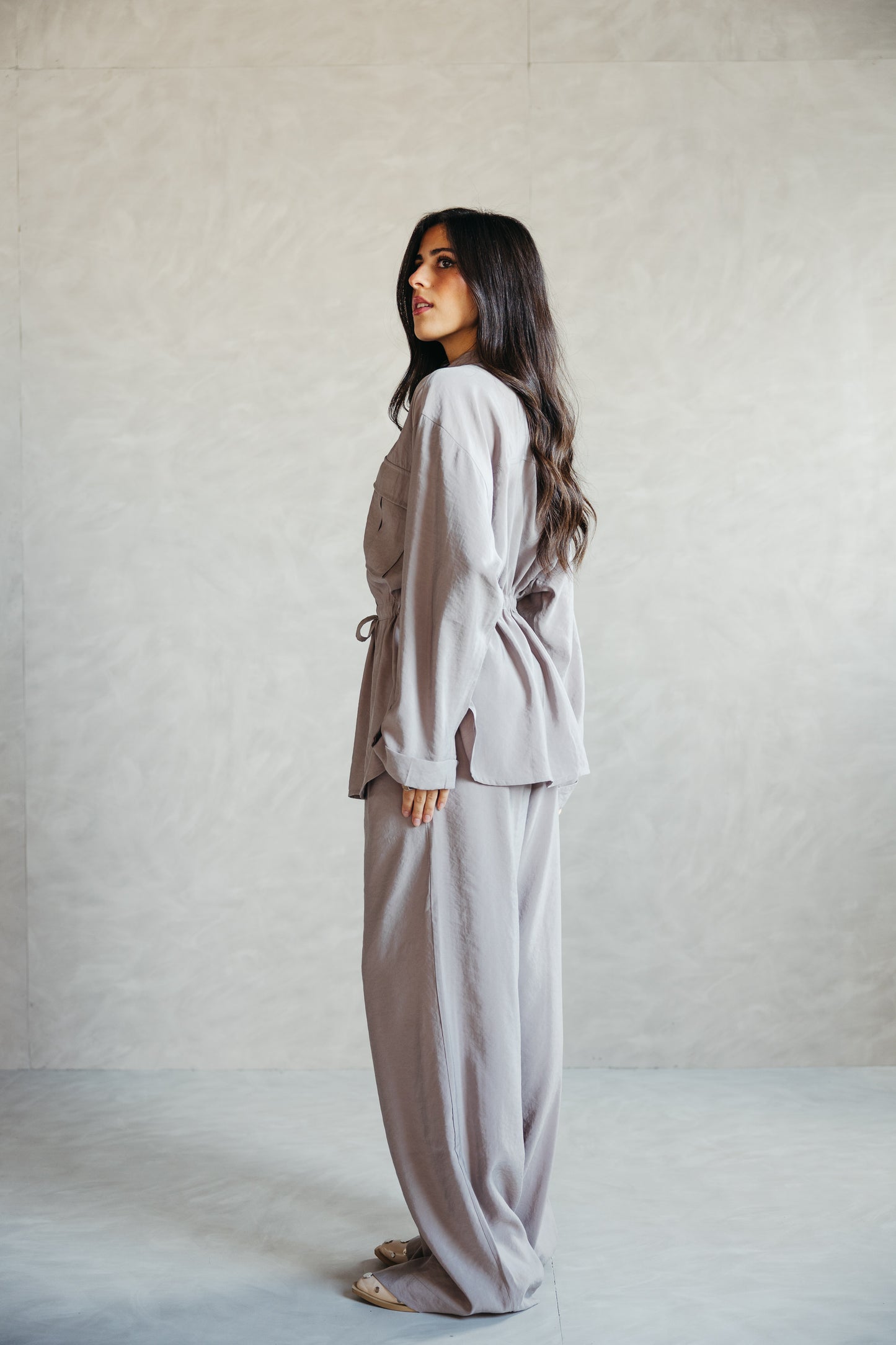 The Signature set in Petal Gray