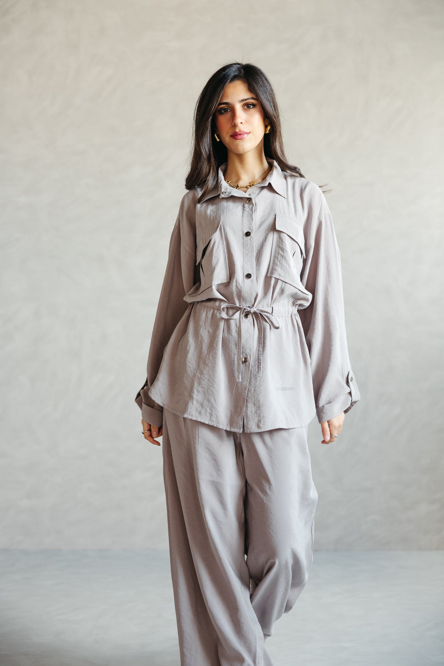 The Signature set in Petal Gray