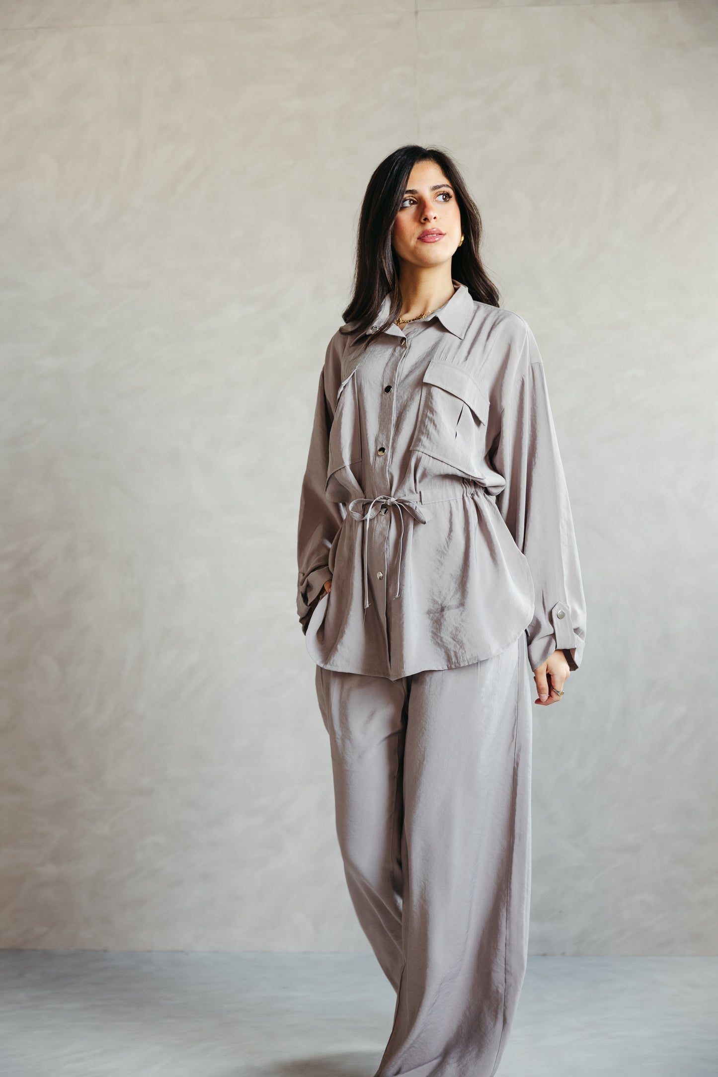 The Signature set in Petal Gray