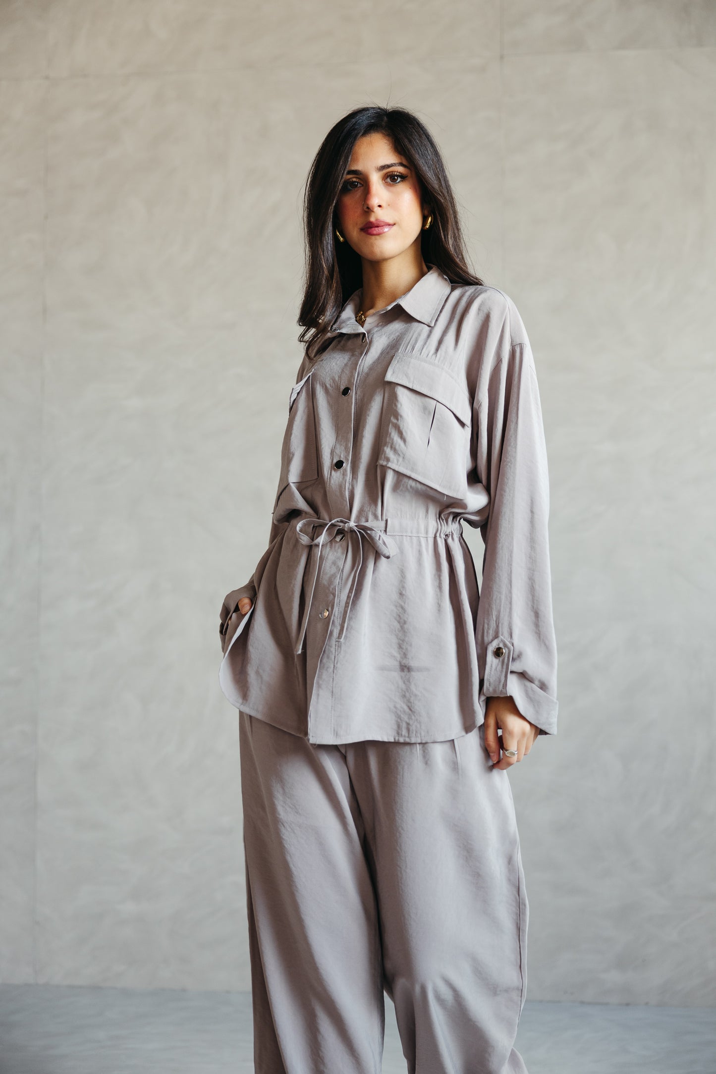 The Signature set in Petal Gray