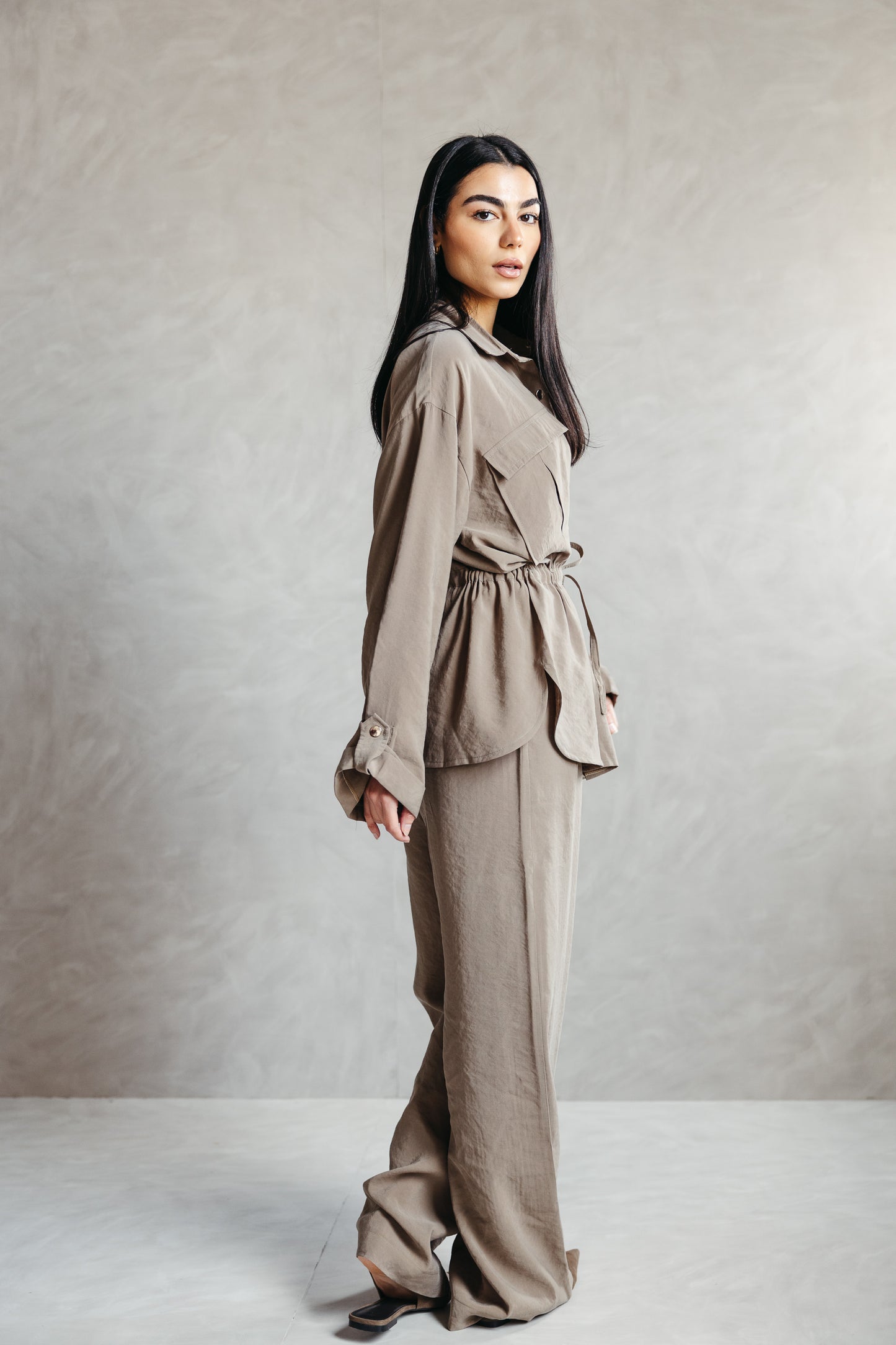 The Signature set in Olive Beige