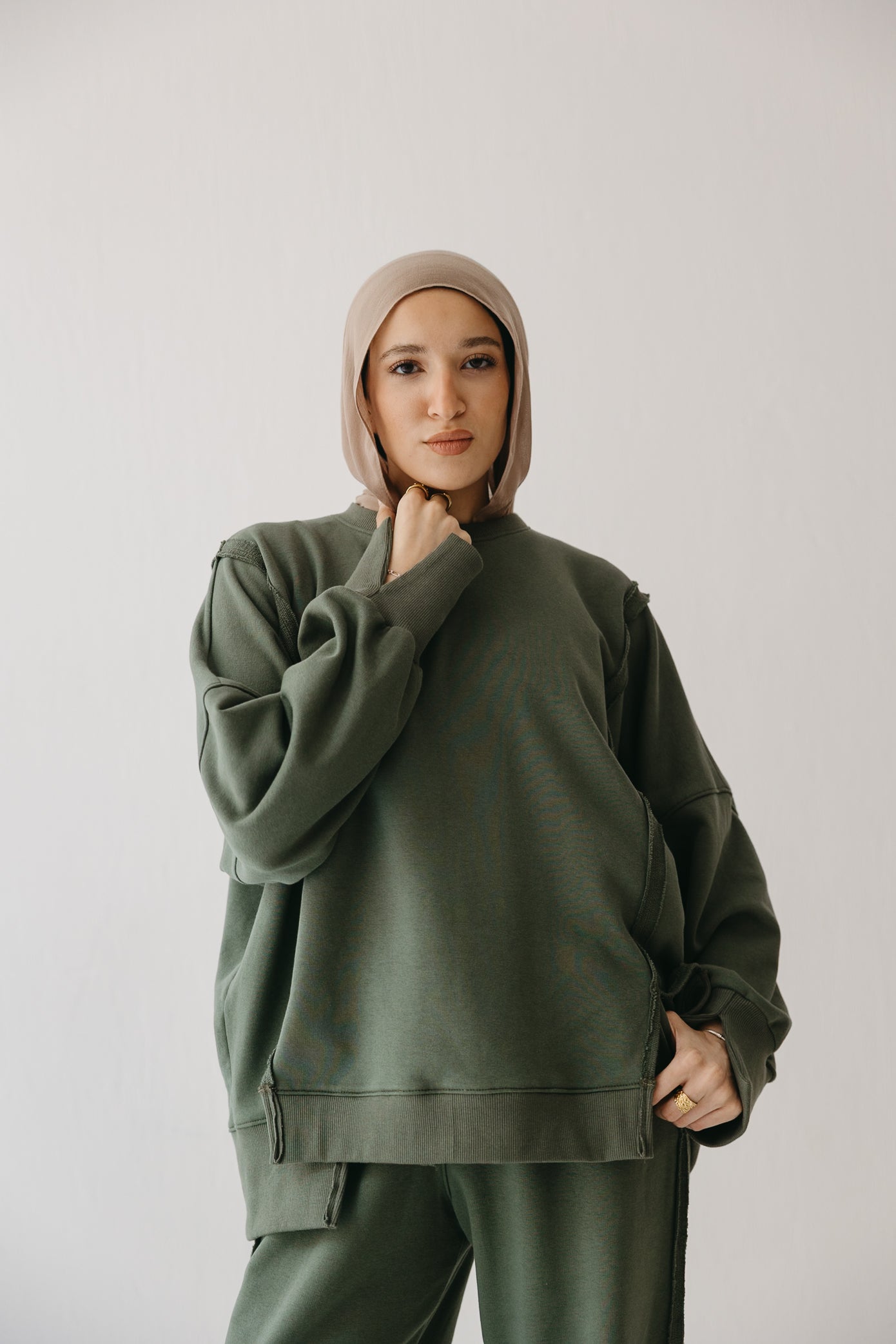 The Ease Lounge Set in Olive